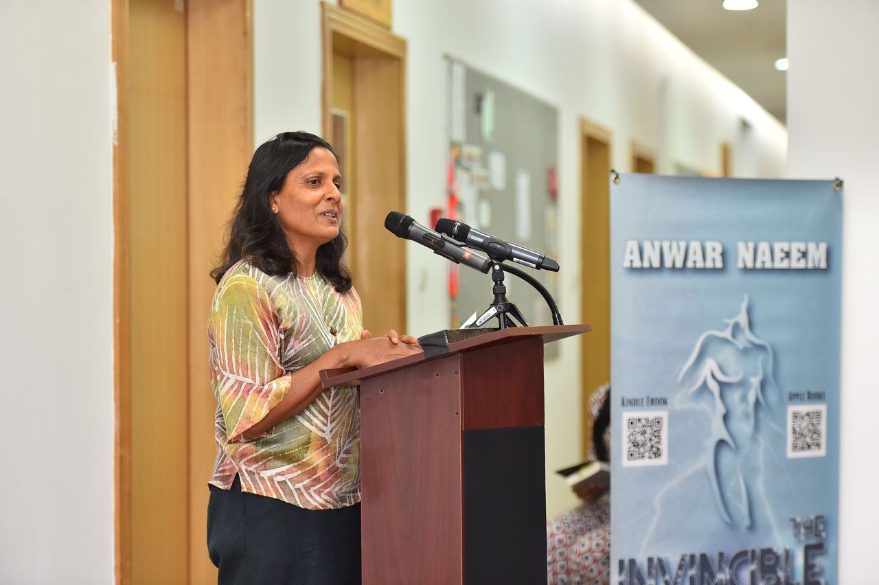 ރަނގަޅަށް ލިޔަން ބޭނުންވާނަމަ ގިނައިން ފޮތްކިޔުމަށް ފަޒްނާ އިލްތިމާސް ކުރަށްވައިފި