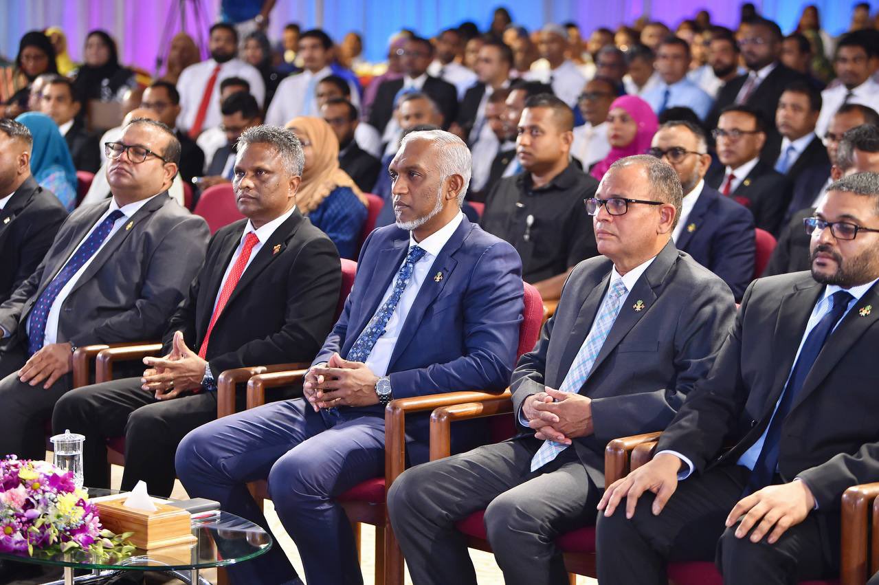 ސިޔާސީ ކުޅިސަމާސާ ވެއްދުމަކީ ރައްޔިތުން މަގުމަތިވާނެ ކަމެއް؛ އެފުރުސަތު ނުދޭނަން: ރައީސް