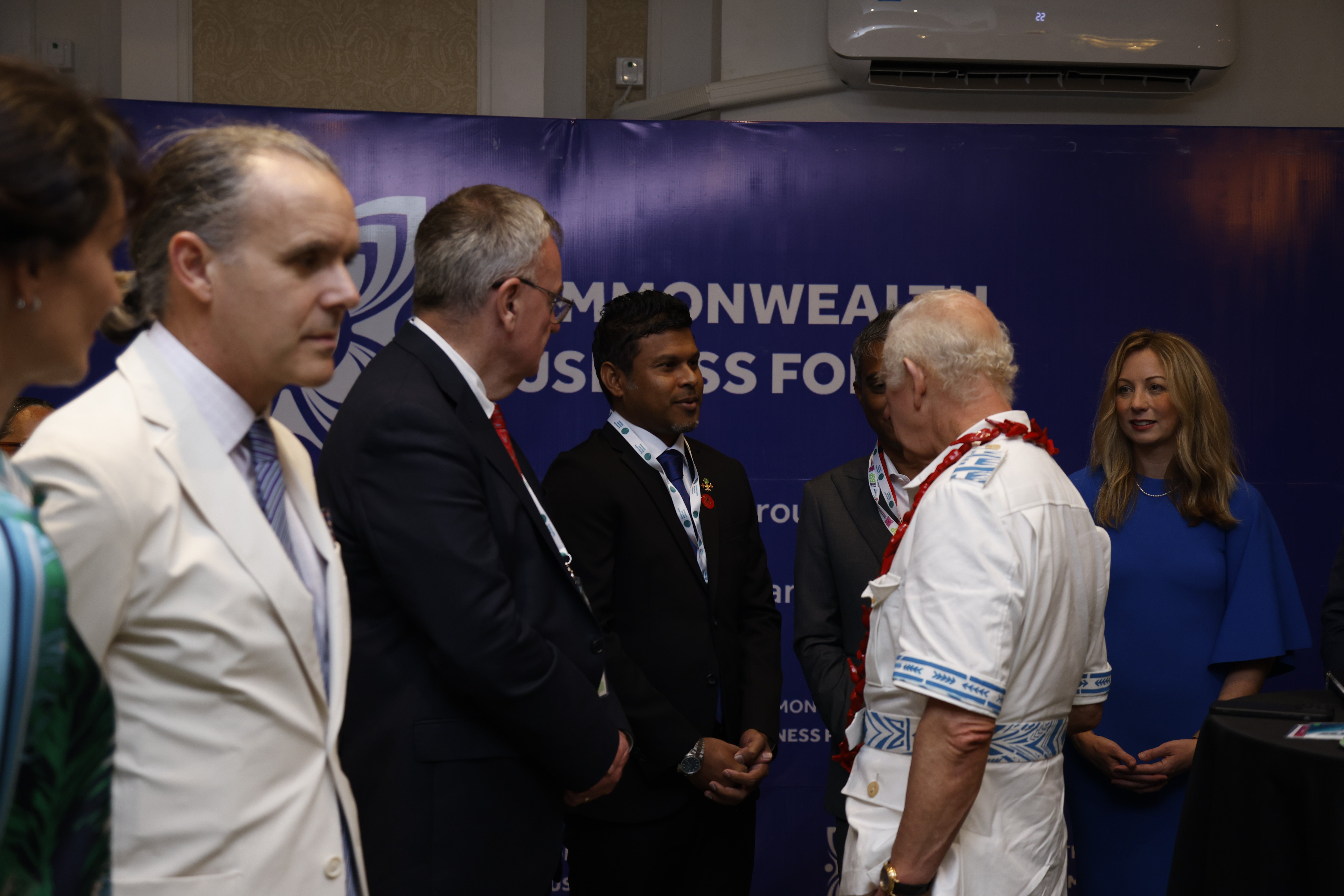 ދެމެހެއްޓެނިވި މެނޭޖްމަންޓް އުސޫލުތައް ތަޢާރަފު ކުރުން މުހިންމު: ނައިބު ރައީސް