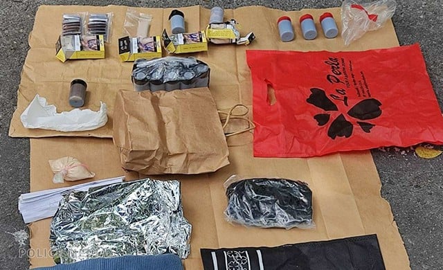 މަޑިފުއްޓަށް މަސްތުވާތަކެތި އެތެރެކުރަން އުޅުނު މީހަކަށް 27 އަހަރުގެ ޖަލު ހުކުމެއް