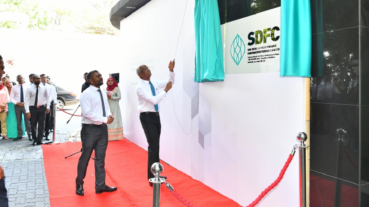 "ވިޔަފާރިއެހީ" ލޯނާއި "ދަނޑުވެރިނަފާ" ލޯނަށް އެދުމުގެ ފުރުސަތު ހުޅުވާލައިފި