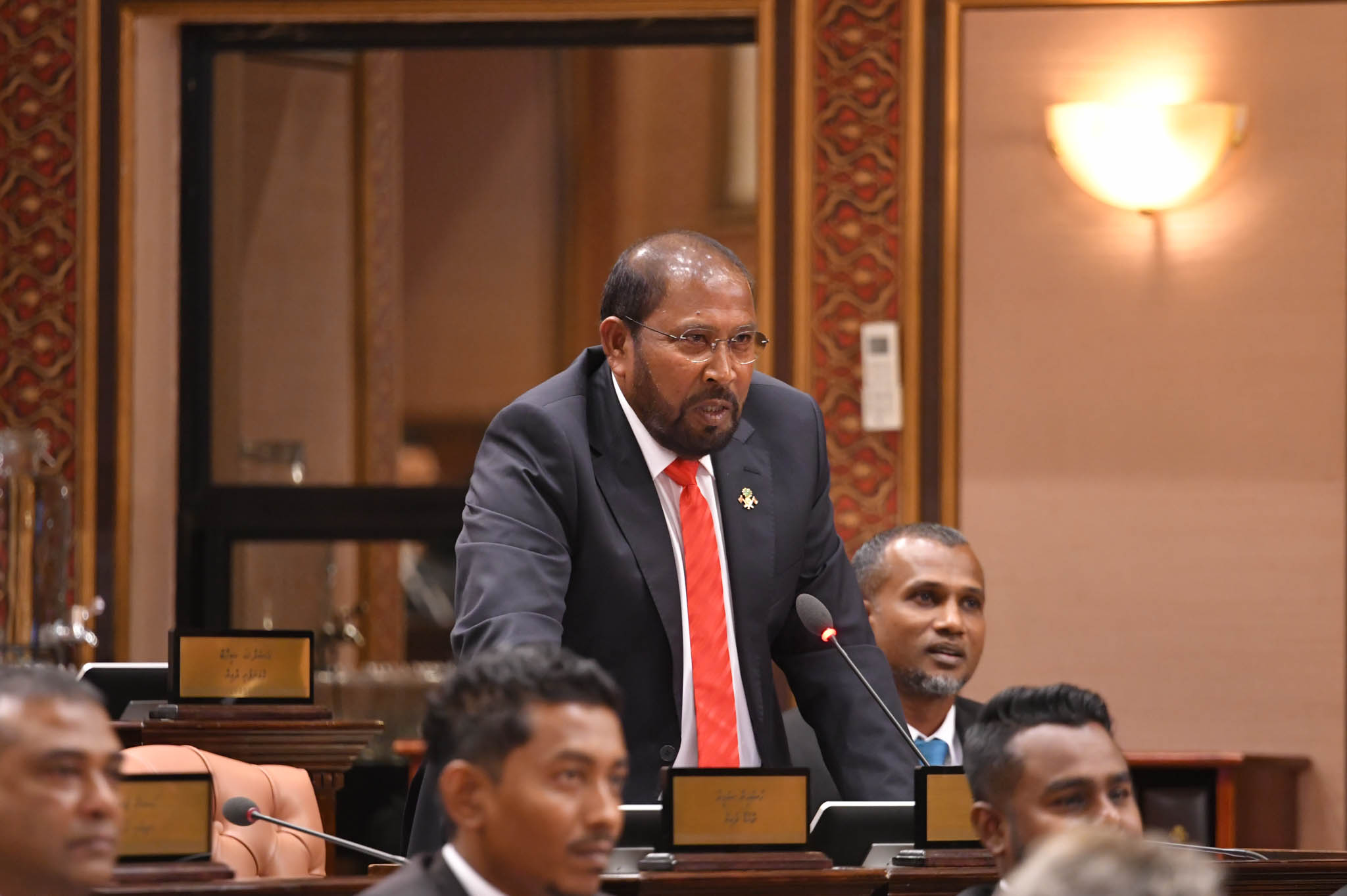 ކާޑެއްދޫ އެއަރޕޯޓާ ގުޅޭގޮތުން ރައީސް ޔާމީން ދެއްކެވި ވާހަކައަށް ޤާސިމް ރައްދުދެއްވައިފި