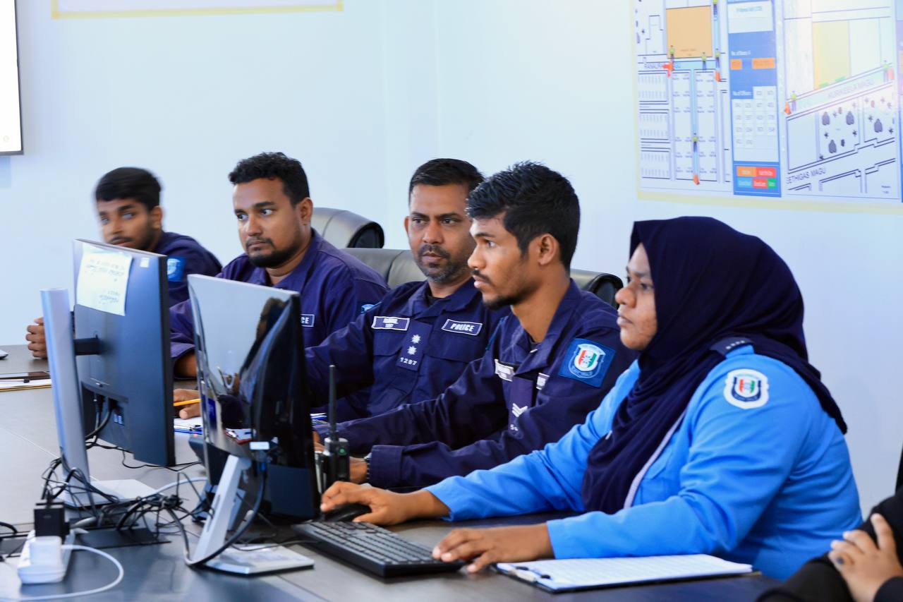 ކޮއްޓެއްގައި ދެމީހަކު ބަންދުކޮށް ގޯނާކުރި މައްސަލަ ފުލުހުންގެ ސަމާލުކަމަށް