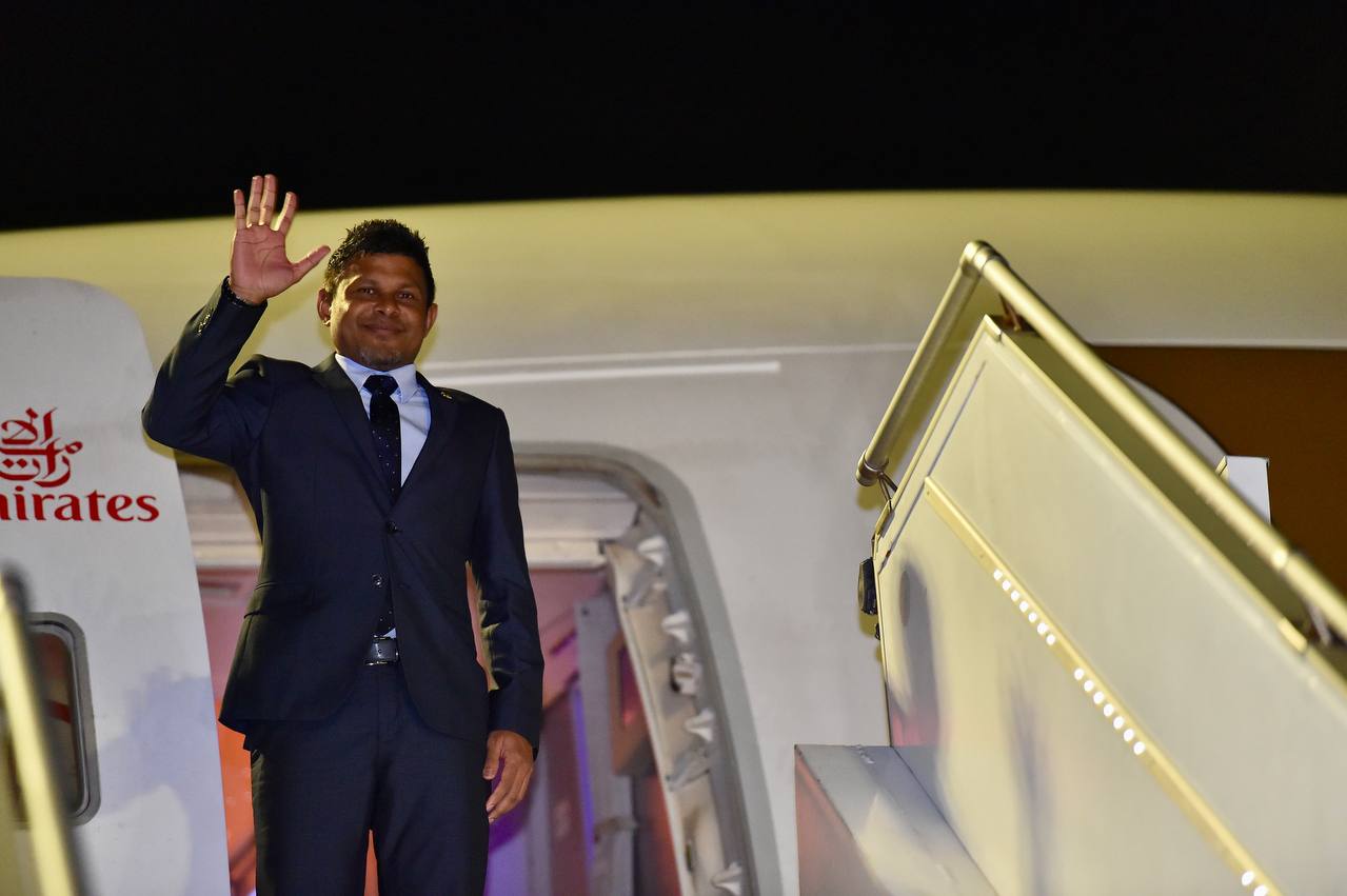 ޔުގަންޑާއަށް ކުރައްވާ ރަސްމީ ދަތުރުފުޅެއްގައި ނައިބު ރައީސް ފުރާވަޑައިގެންފި