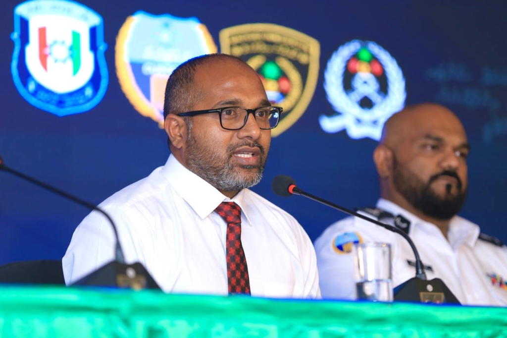 ގަވާއިދާއި ހިލާފަށް އުޅޭ ބިދޭސީންގެ މައްސަލަ 3 އަހަރުން ހައްލުކުރާނަން: އިހުސާން