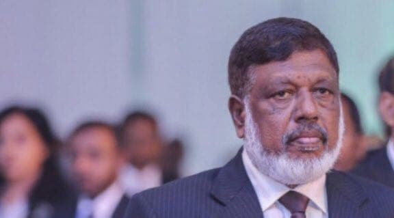 ކޮވިޑް ޖެހިގެން ފަރުވާދެމުން ދަނިކޮށް ކުރީގެ ފަނޑިޔާރު މުޖުތާޒު އަވަހާރަވެއްޖެ