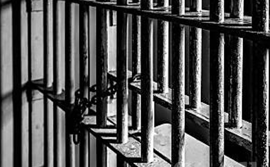 މަސްތުވާތަކެތީގެ މައްސަލައެއްގައި ލަންކާގައި ދިވެއްސަކު ޢުމުރަށް ޖަލަށްލައިފި