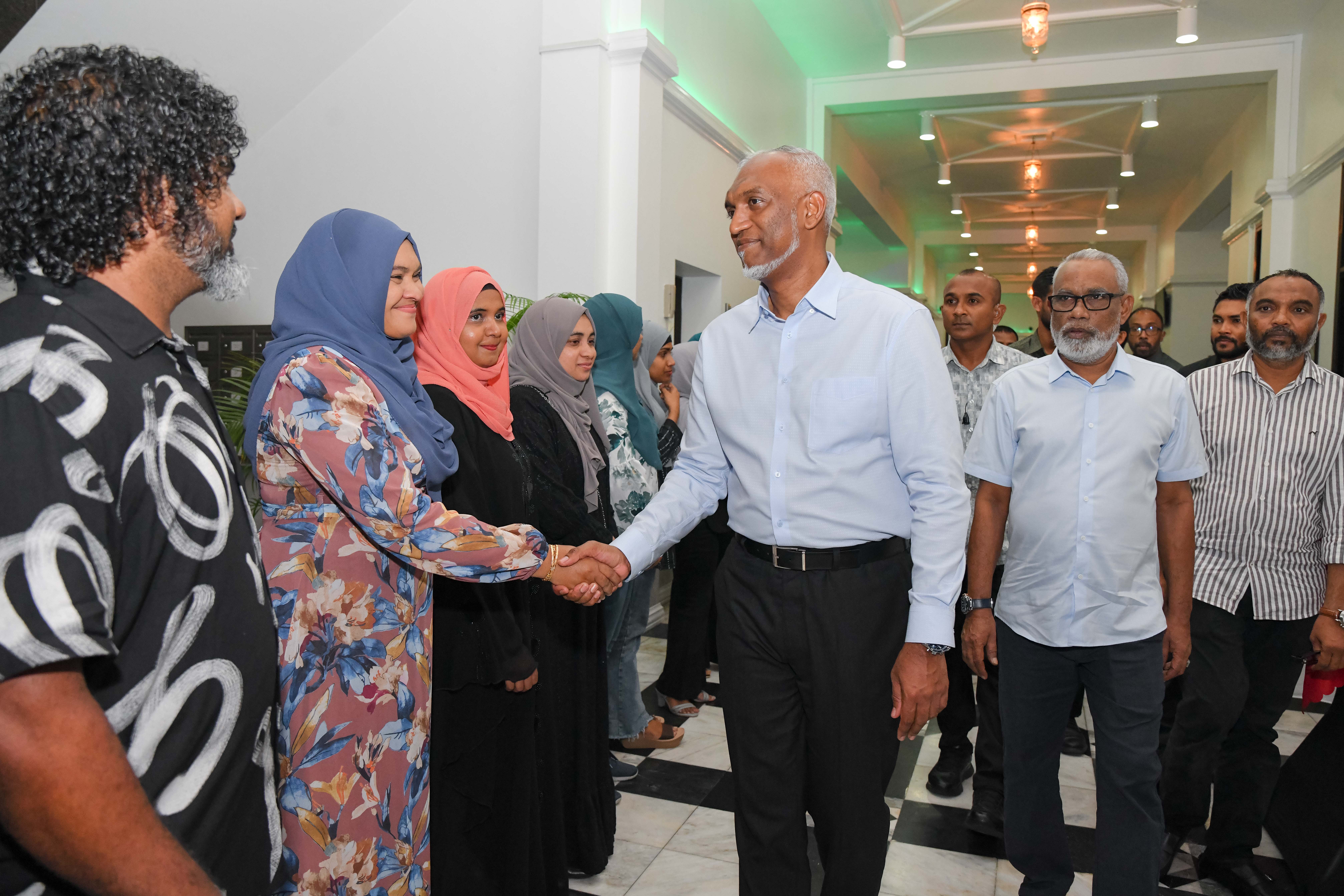 އަޅުގަނޑު ވަކާލާތު މިކުރަނީ ޕްރިފެރެންޝަލް ވޯޓިން ނިޒާމަކަށް: ރައީސް މުޢިއްޒު