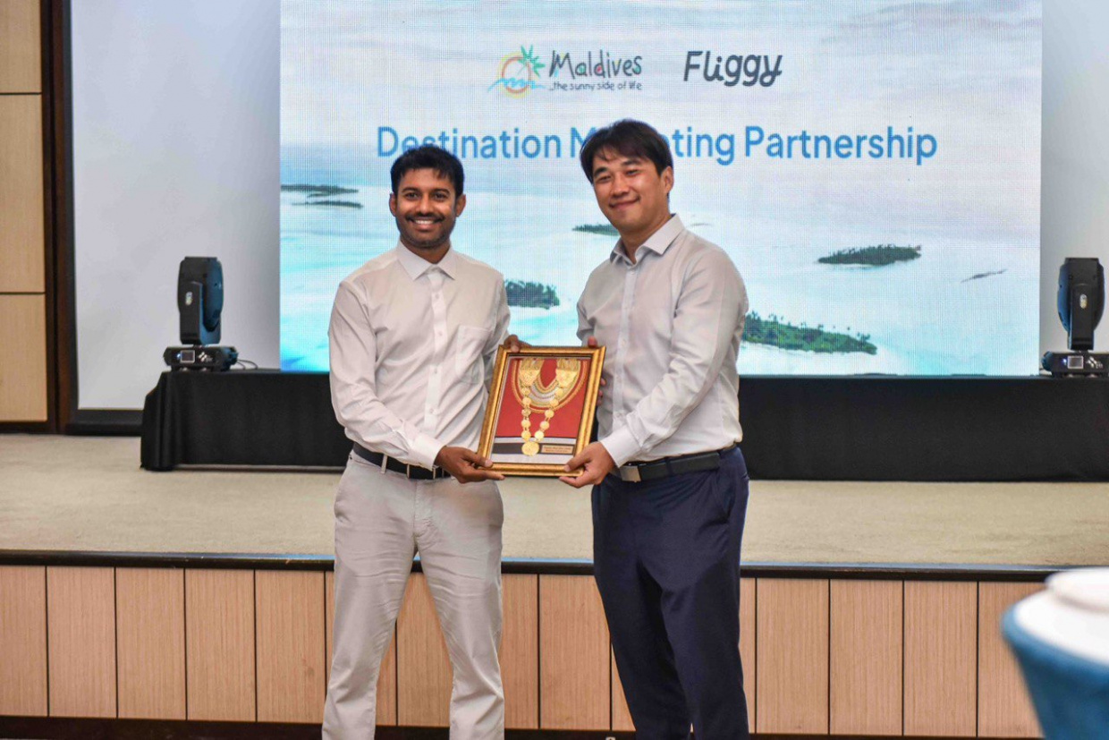 ޗައިނާގައި ރާއްޖެ ޕްރޮމޯޓްކުރަން އެމްއެމްޕީއާރުސީން ފްލިގީއާއެކު އެއްބަސްވުމެއްގައި ސޮއިކޮށްފި