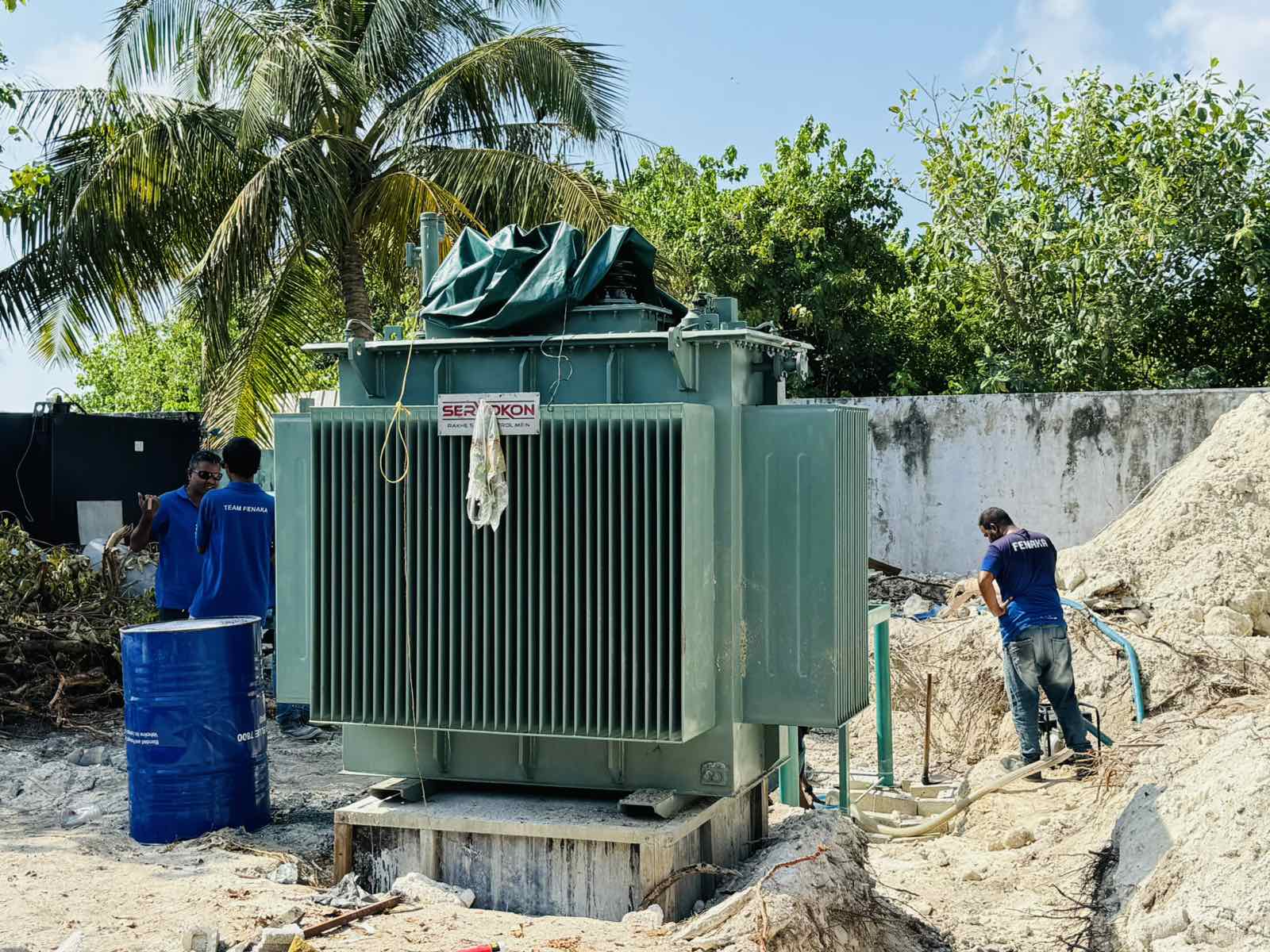 ކުޅުދުއްފުށީގައި 800 ކިލޮވޮޓްގެ ޖަނަރޭޓަރެއް އިންސްޓޯލް ކުރުމުގެ މަސައްކަތް ކުރިއަށް