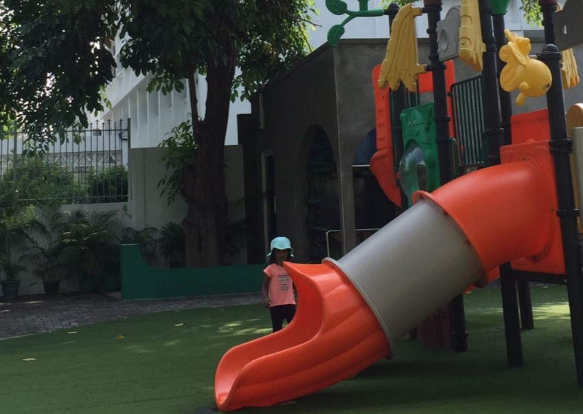 ކުޑަކުދިންގެ ޕާކުތައް ގިނަ ވަގުތު ތަޅުލާފައި ހުންނާތީ އާޒިމާގެ ކަންބޮޑުވުން