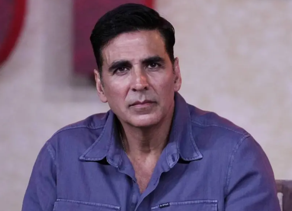 އޮއްޕަމްގެ ރީމޭކުގައި އަކްޝޭ ފެންނާނީ ވިލަންގެ ރޯލުން