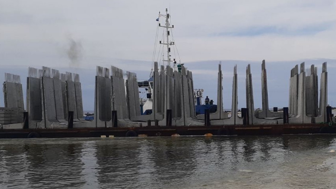 ރ. މަޑުއްވަރީ ބަނދަރު ތަރައްޤީ ކުރުމުގެ މަޝްރޫޢު ބާރަށް ކުރިޔަށް