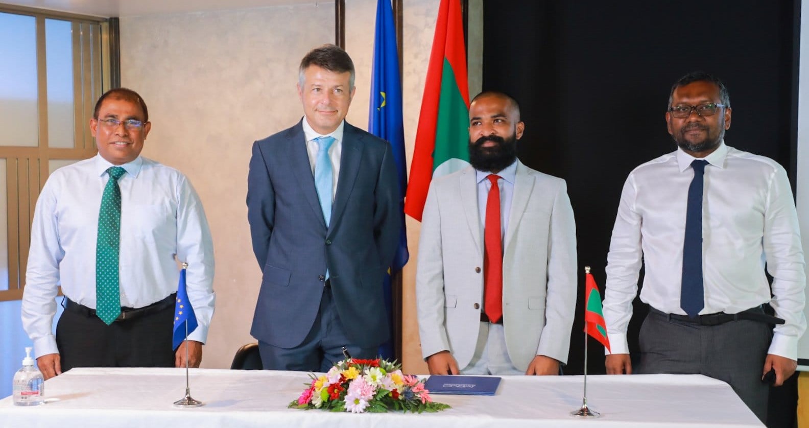 ގެސްޓްހައުސްތަކާއި ސަފާރީތަކަށް ދެ މިލިއަން ޔޫރޯގެ އެހީ ދީފި