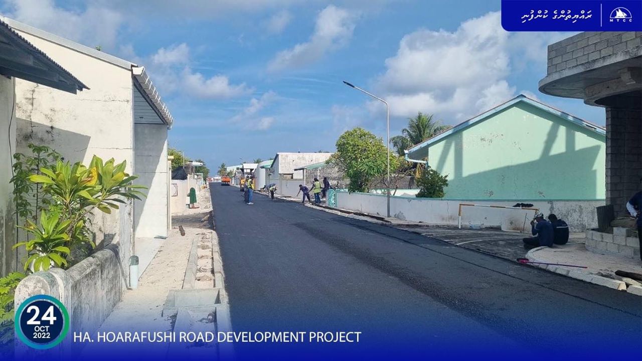 ހޯރަފުށީ މަގުހެދުން: މިހާރު ކުރިއަށް ދަނީ ސަބްބޭސް އެޅުމާއި، ތާރު އެޅުމާއި، ކާރބްގައު ޖެހުން