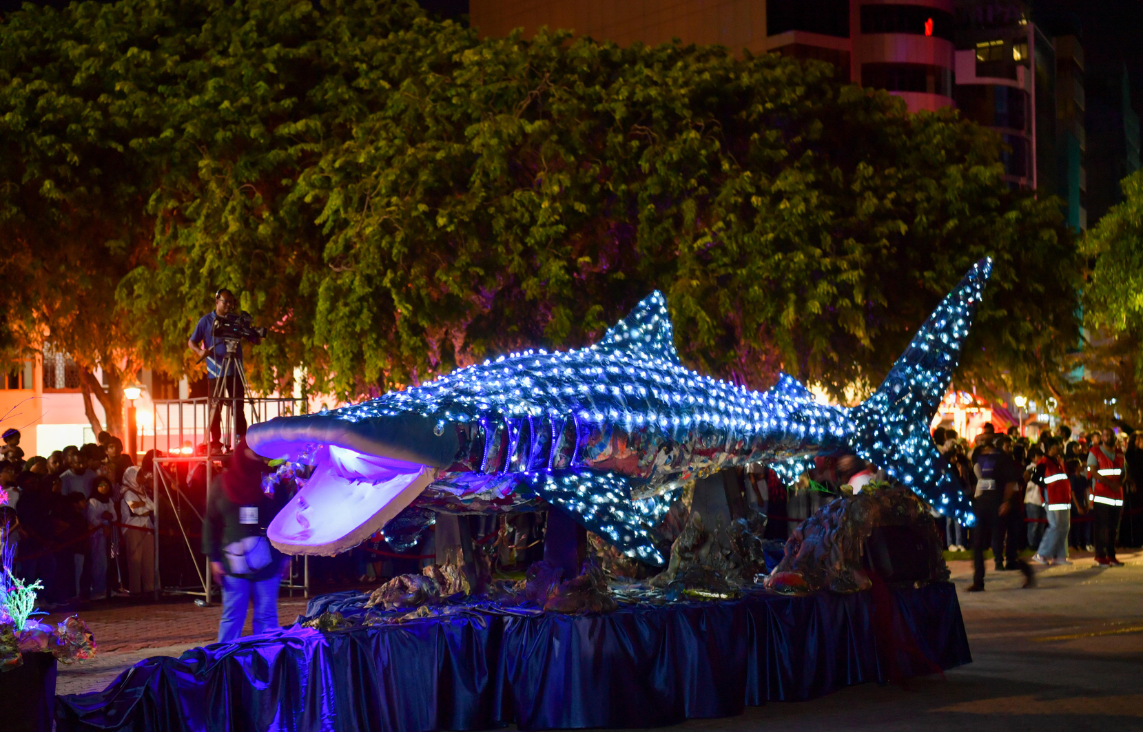 މިނިވަން އުފާ ކާނިވާ މިރޭ ހުޅުވަނީ