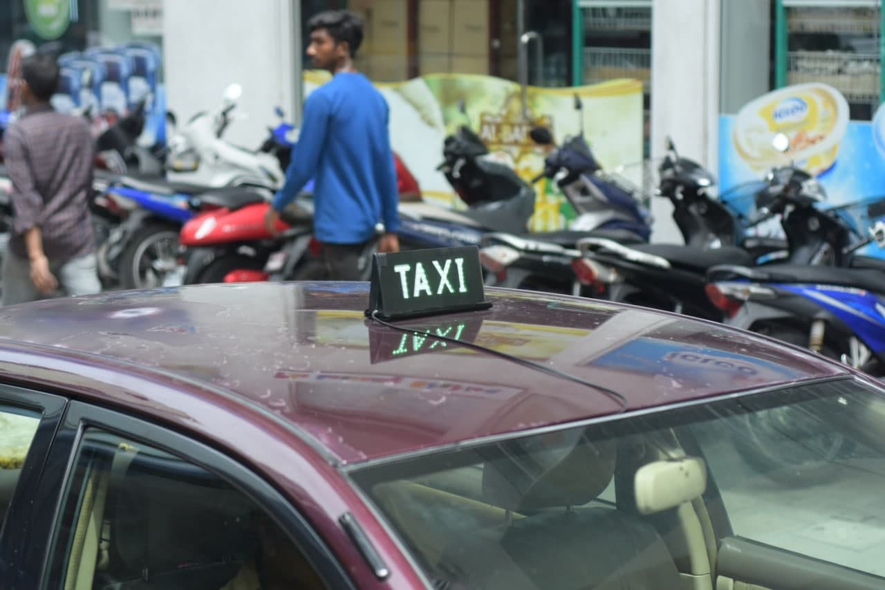 Taxi drivers protest Government control over fares
