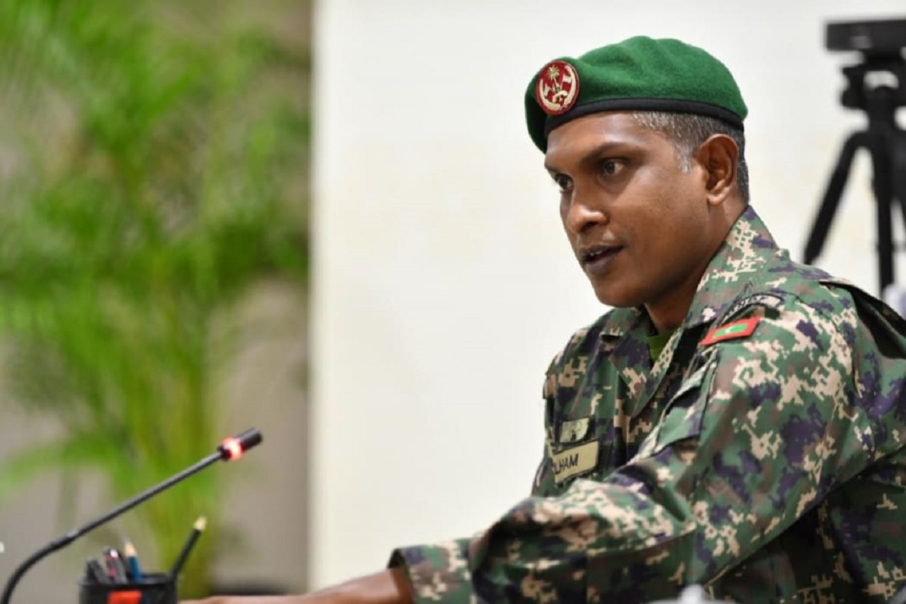 ރައީސް ނަޝީދުގެ ބޮޑީގާޑްގެ ކަނދުރާގެ ޑިސްކުތައް ހަލާކުވެ އޮޕަރޭޝަނަށް