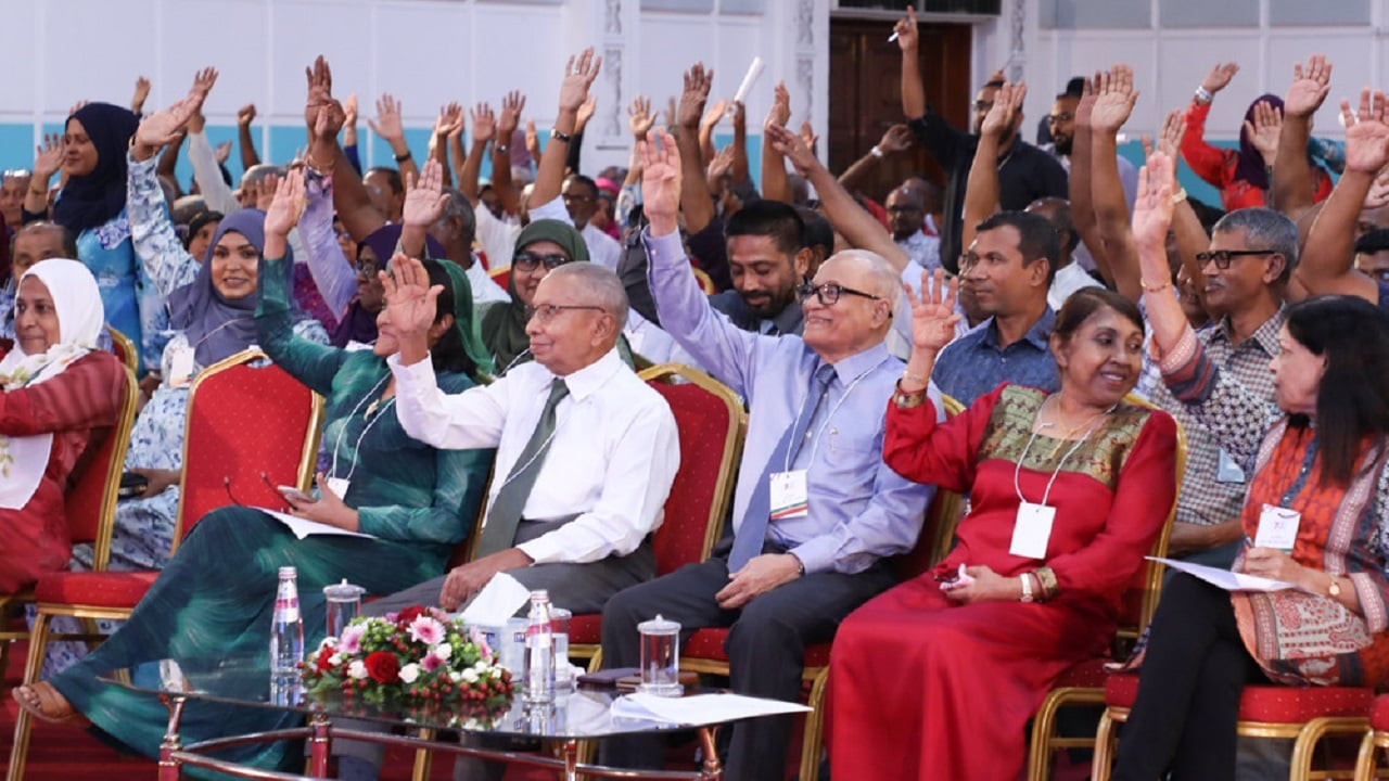 ޝަރުޢީ ދާއިރާ ދަނީ ހަރުދަނާ ވަމުން؛ ނުފޫޒު ފޯރުވަން މަސައްކަތްނުކުރޭ - އެމްއާރުއެމް