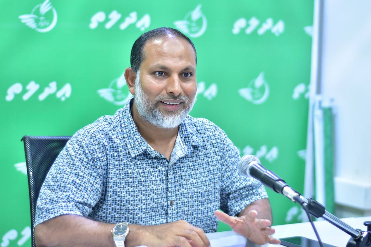 ހެޔޮކަމެއް ކުރެވޭނީ އިޚްލާސްތެރި ނިޔަތެއް އޮވެގެން: އިމްރާން