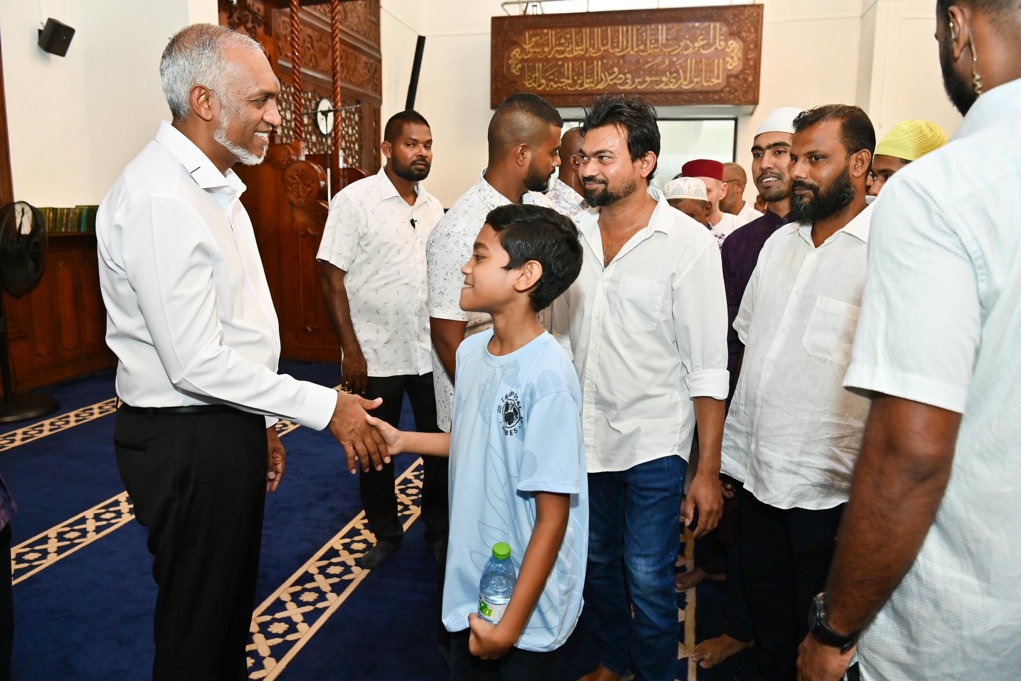 ރައީސްގެ ދެކަނބަލުން އީދު ސަލާން ކުރައްވައިފި