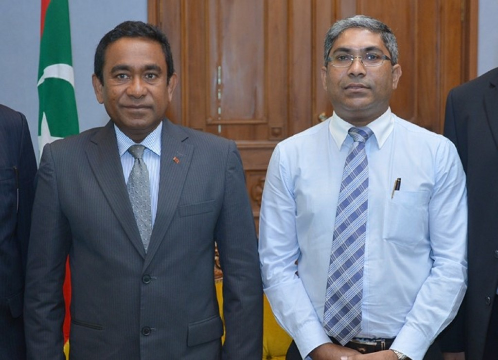 ކުރީގެ އޮޑިޓަރ ޖެނެރަލް ނިޔާޒަށް ފުރައްސާރަކޮށް އިންޒާރުދީފި