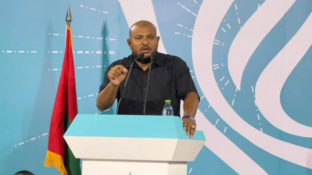 ލޫޓުވާފައި އޮތް މިންވަރު ފޮތްތަކުން އެބަ ފެނޭ؛ އޮޅުވާލަން ނޫޅުއްވާ: ޝުޖާއު