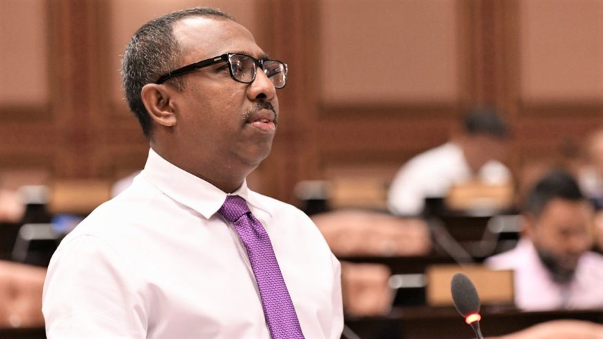 މެމްބަރުން ގަނެ ރިޝްވަތު ދީގެން ރައްޔިތުުންގެ އުއްމީދުތައް ފުނޑައެއް ނުލެވޭނޭ: އާޒިމް