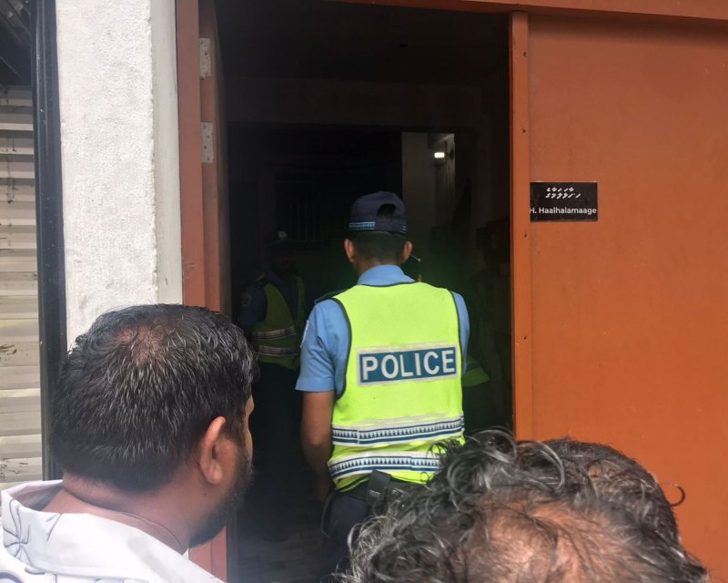 މާލޭ ގެއެއްގެ ތެރެއިން މަރުވެފައިއޮތް މީހަކު ފެނިއްޖެ