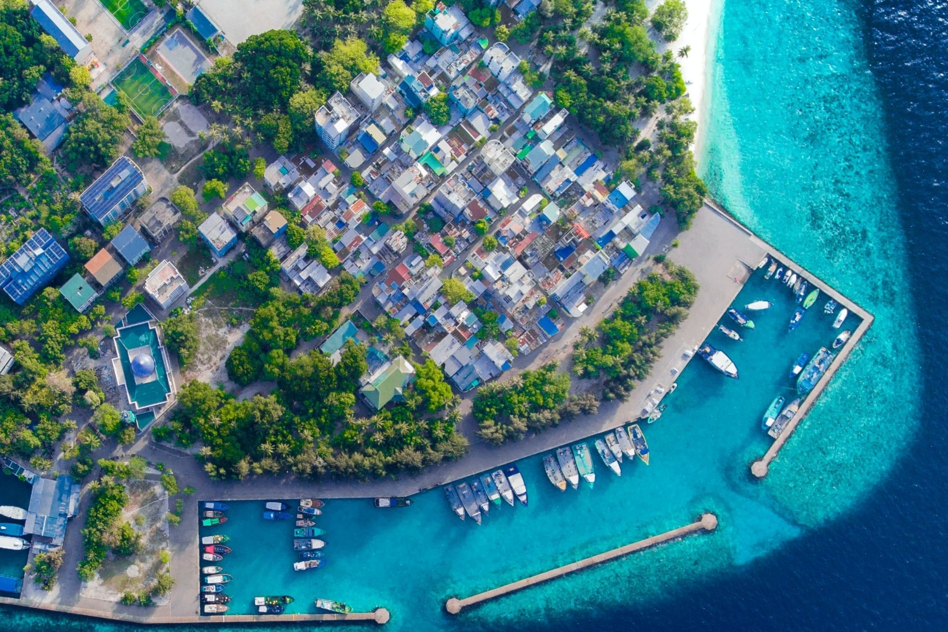 ވިލިމާލެއިން ކަރަންޓުގެ ޚިދުމަތް މެދުކެނޑުނީ ޓެކްނިކަލް މައްސަލައެއްގެ ސަބަބުން