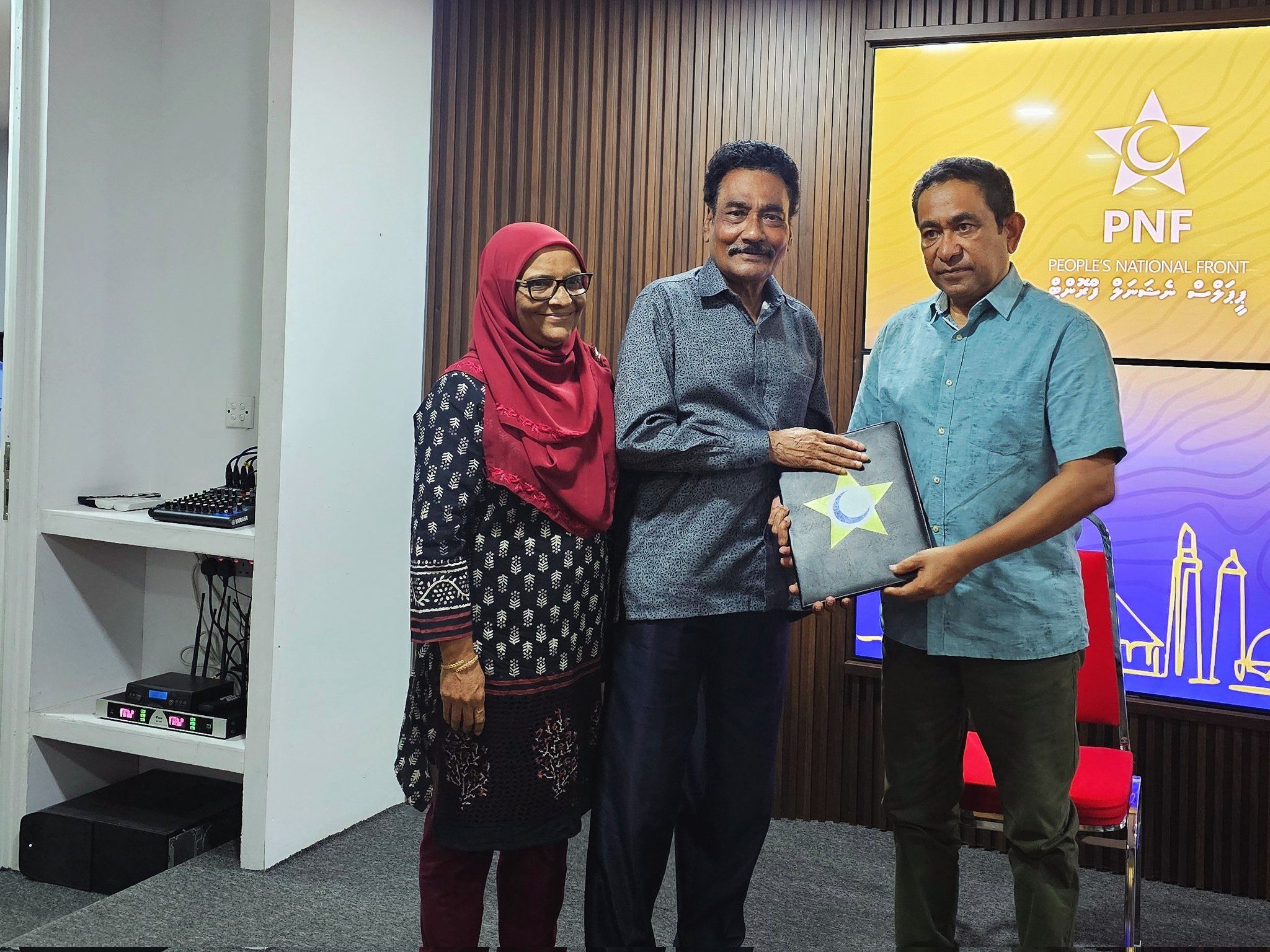 ދުވަސްތަކަކަށްފަހު ރައީސް ޔާމިން ބައިވެރިވެވަޑައިގަންނަވާ ޖަލްސާ އެއް އަންނަ ހޯމަ ދުވަހުގެރޭ ބާއްވަނީ