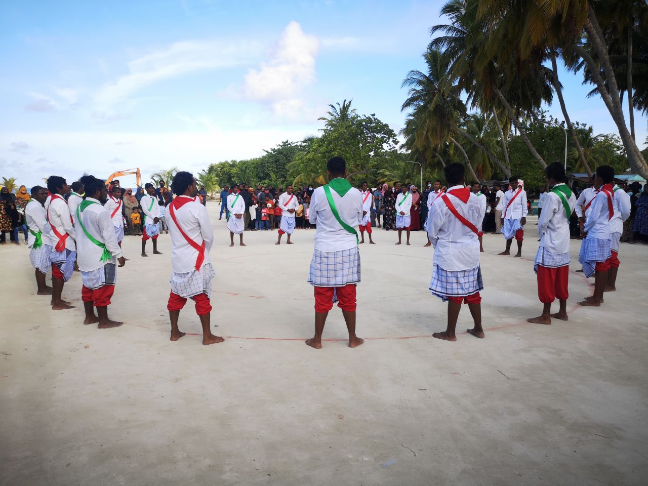 ރާއްޖޭގެ ރަށްރަށުގައި އަޟުޙާ ޢީދު ކުޅިވަރުތައް ފޯރިއާއެކު ކުރިއަށް!