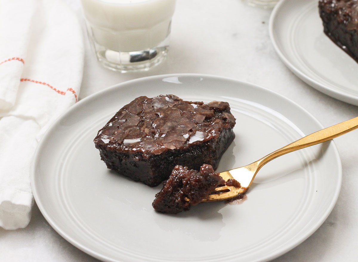 ރޯދަ ރެސިޕީ: ކޮކާކޯލާ ކޭކް