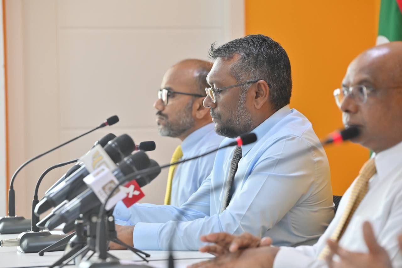 ރޭޓިން ދަށްވީ ސަރުކާރުގެ ސިޔާސަތު ދޯހަޅިވުމުން: އެމްޑީޕީ
