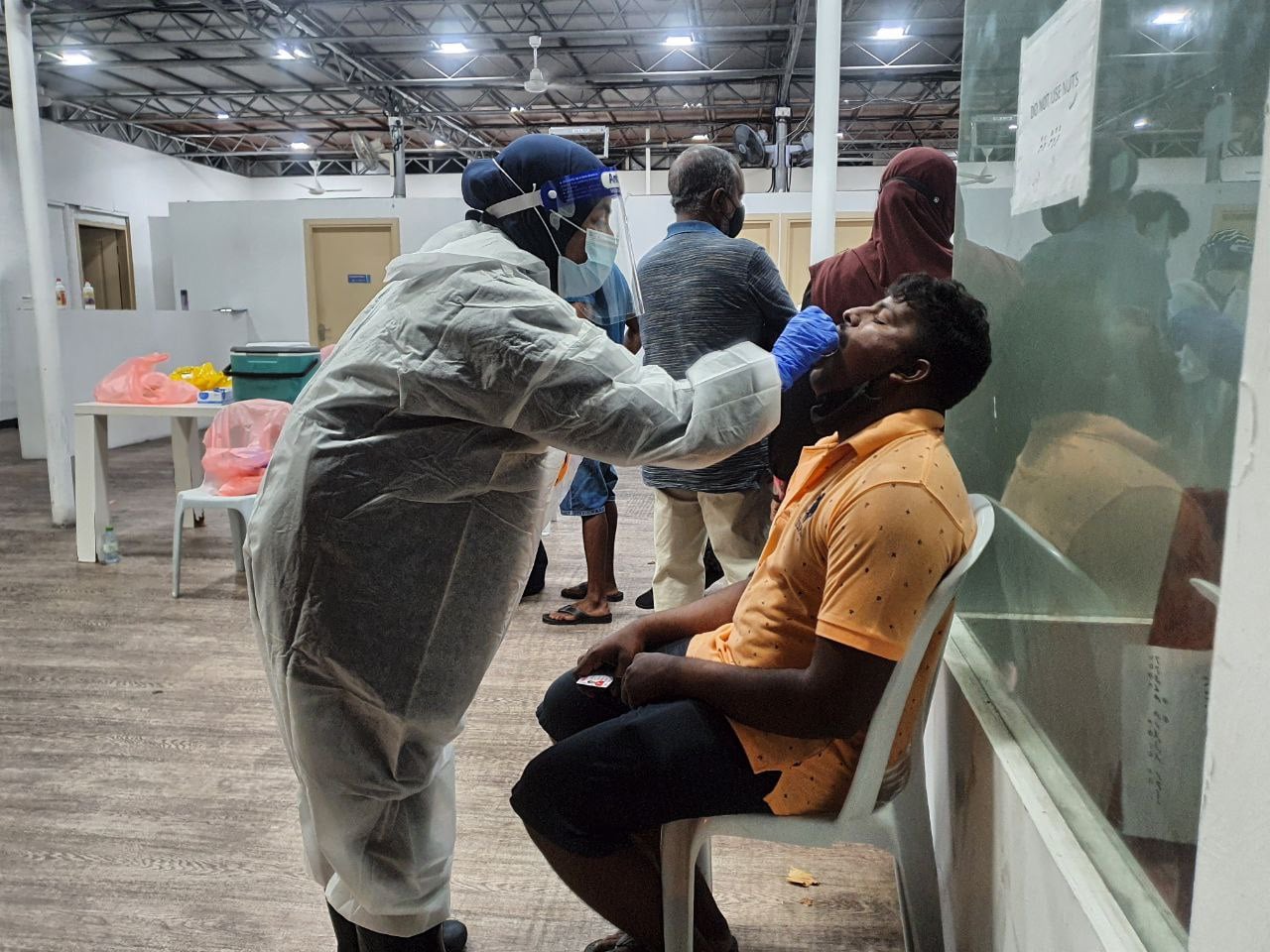 ކޮވިޑް-19: އަދަދުތައް ތިރިއެއްނުވޭ؛ މިއަދުވެސް 1،433 މީހުން ޕޮޒިޓިވް