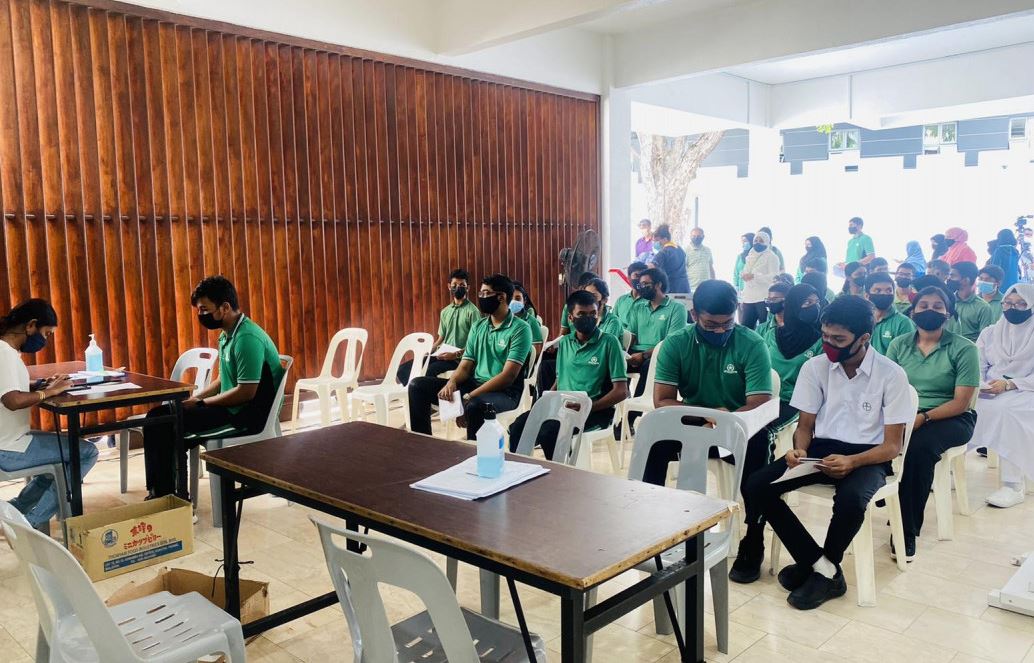 22093 ދަރިވަރުން ވެކްސިން ފުރިހަމަކޮށްފި