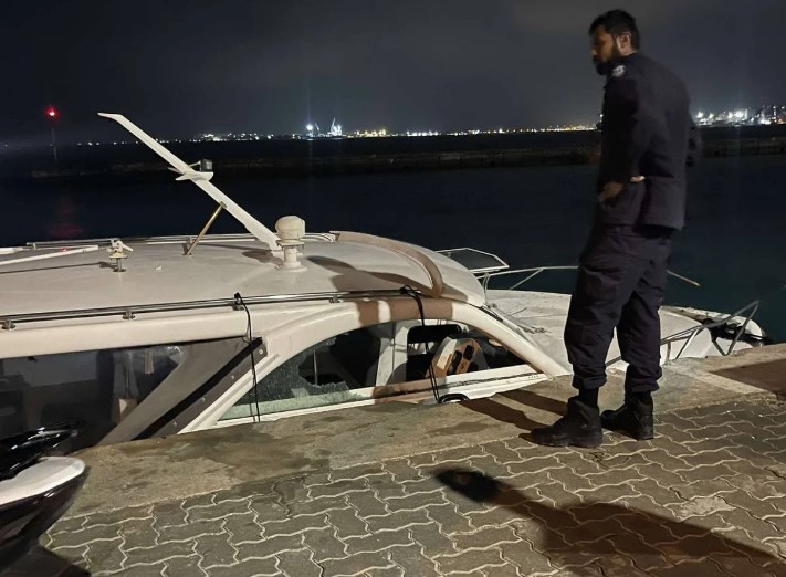 ލޯންޗު އެކްސިޑެންޓުގައި އަނިޔާވި މީހުން އޮބްޒަވޭޝަންގައި