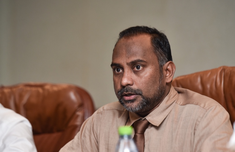 ޒިކުރާ މިސްކިތުގެ މައްސަލާގައި ކުރީގެ އިސްލާމިކް މިނިސްޓަރުގެ މައްޗަށް ދައުވާކޮށްފި