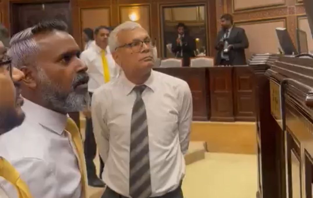 އެމްޑީޕީން ދުލެއް ނުދިން؛ އަދިވެސް ތިއްބެވީ ތަޅުމުގައި އިޙްތިޖާޖުގައި