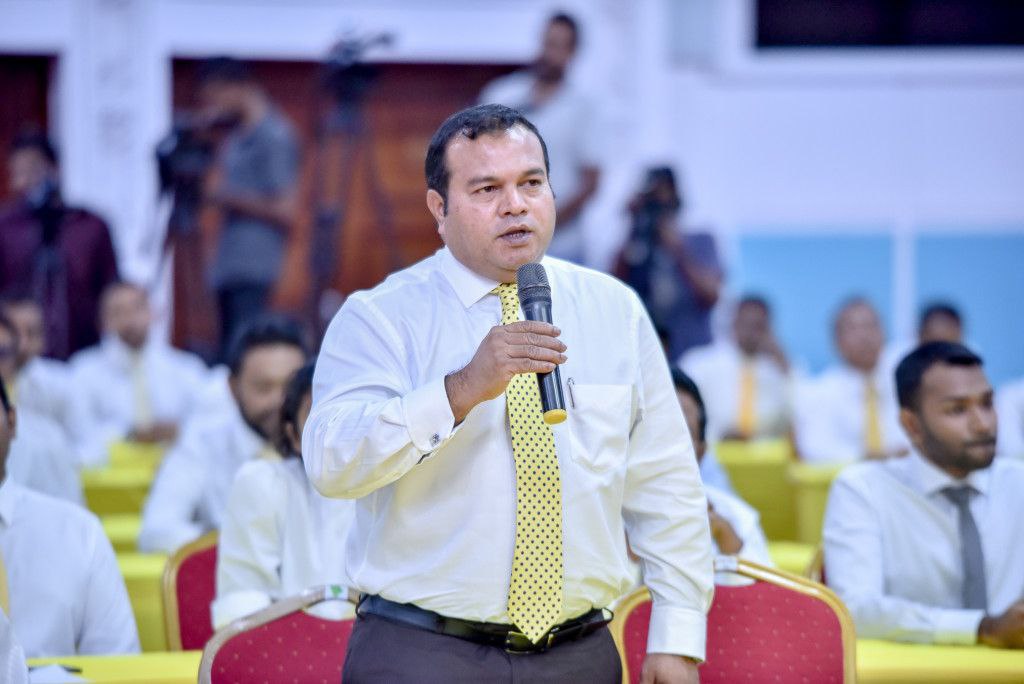 ޤާސިމް ހުށަހެޅުއްވި ބިލު އަނބުރާ ގެންދިއުމަށް އަސްލަމް ގޮވާލައްވައިފި