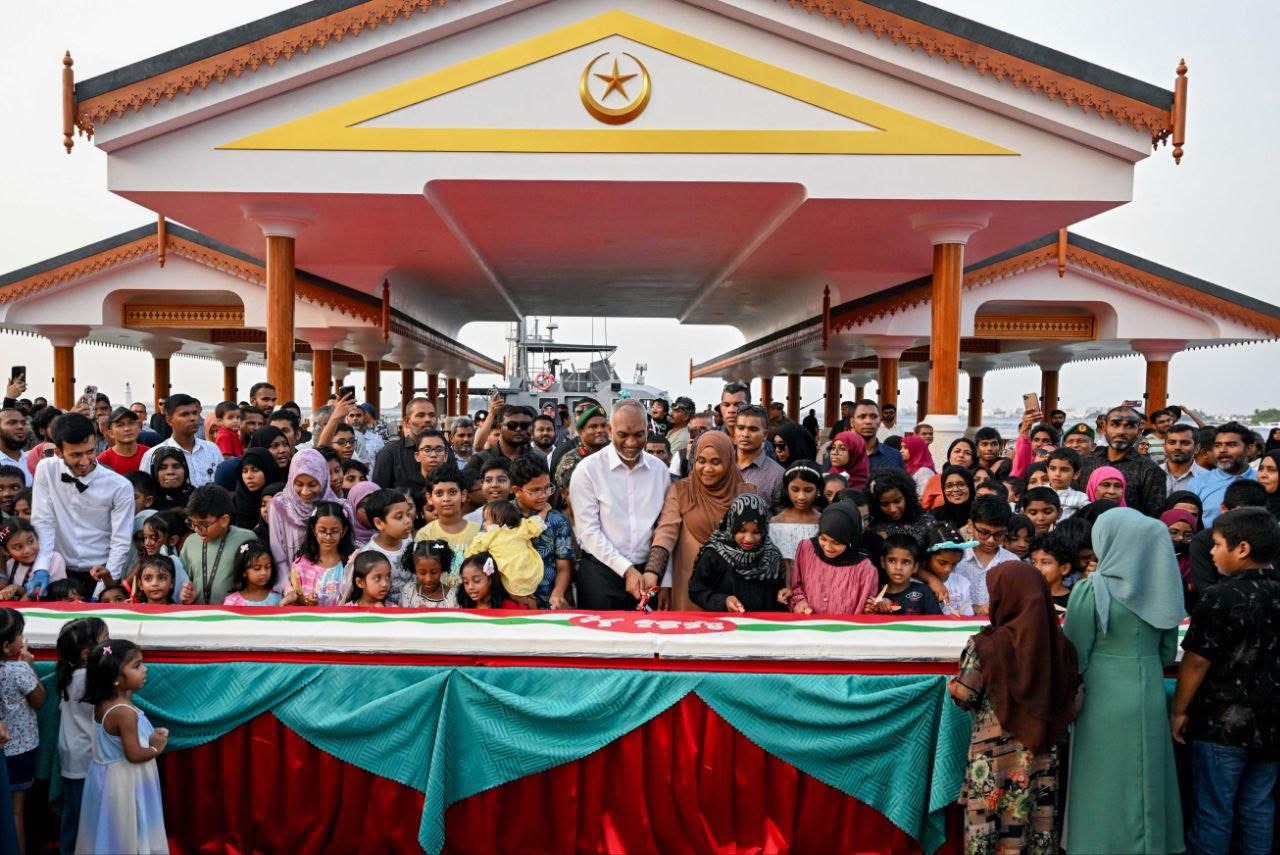 ފިތުރު އީދު ފާހަގަކުރުމުގެ އިންތިޒާމް ހަމަޖެއްސެވި ފަރާތްތަކަށް ރައީސްގެ ޝުކުރު