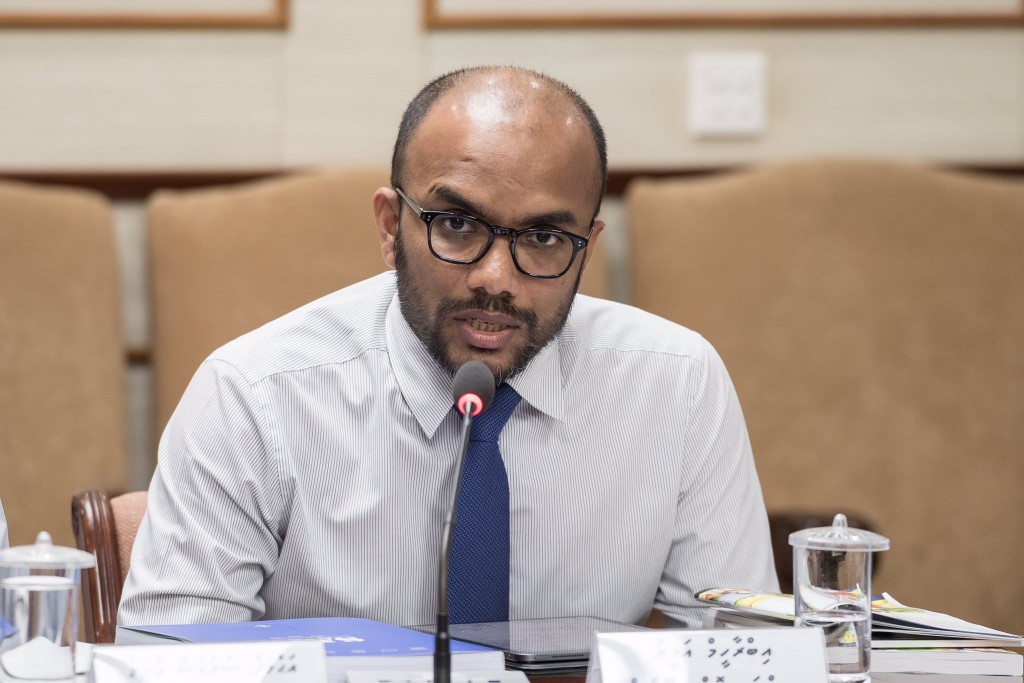 ސްކޫލެއް ރަހުނުކޮށްގެން ދައުލަތަށް ދަރަންޏެއް ނަގާކަށްނުޅޭ: ފިނޭންސް