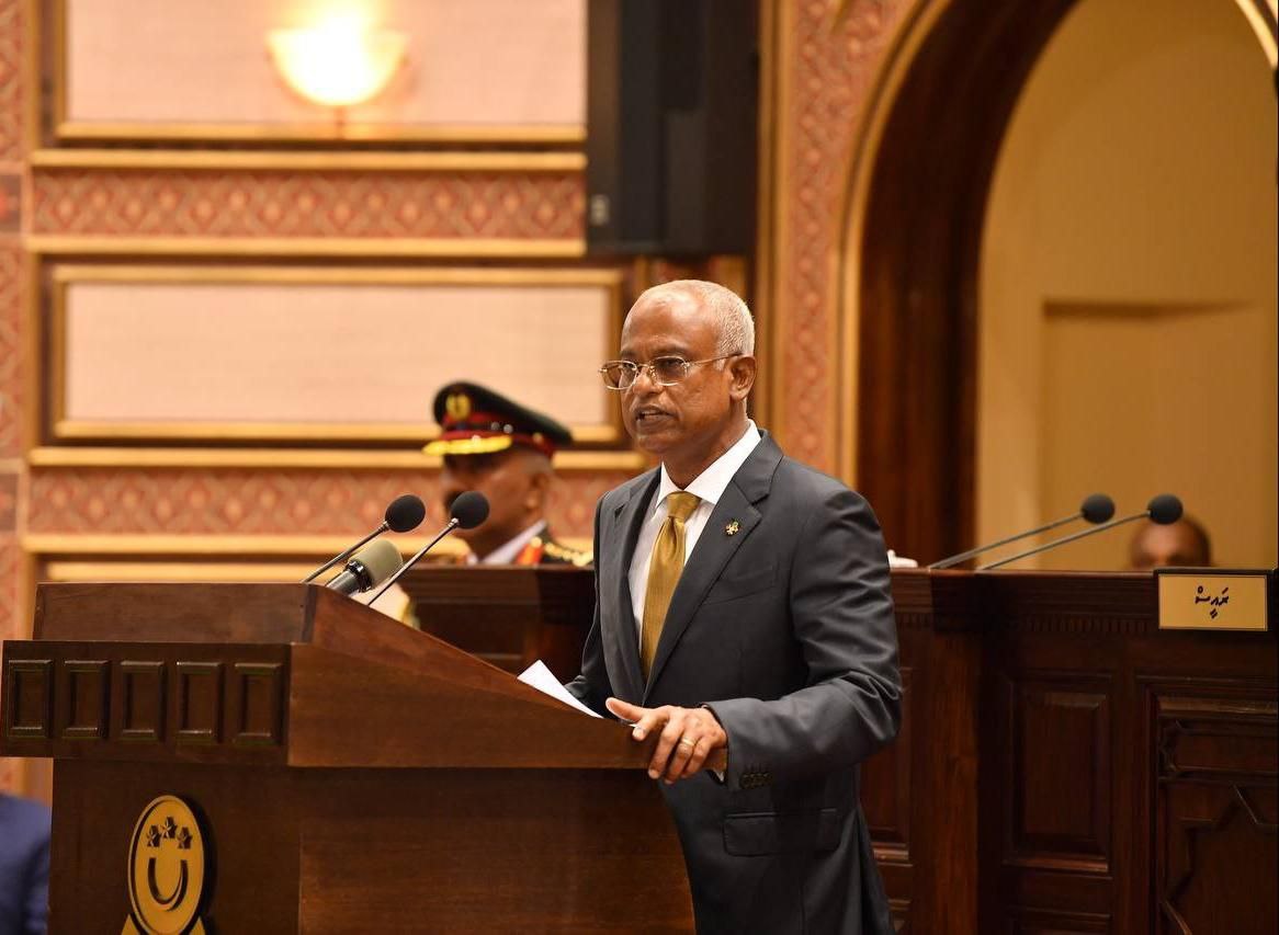 ކޮންމެ ރައްޔިތަކީވެސް ސަރުކާރުގެ ކުރިމަތީގައި ޤަދަރުވެރި ދިވެހި ރައްޔިތެއް: ރައީސް