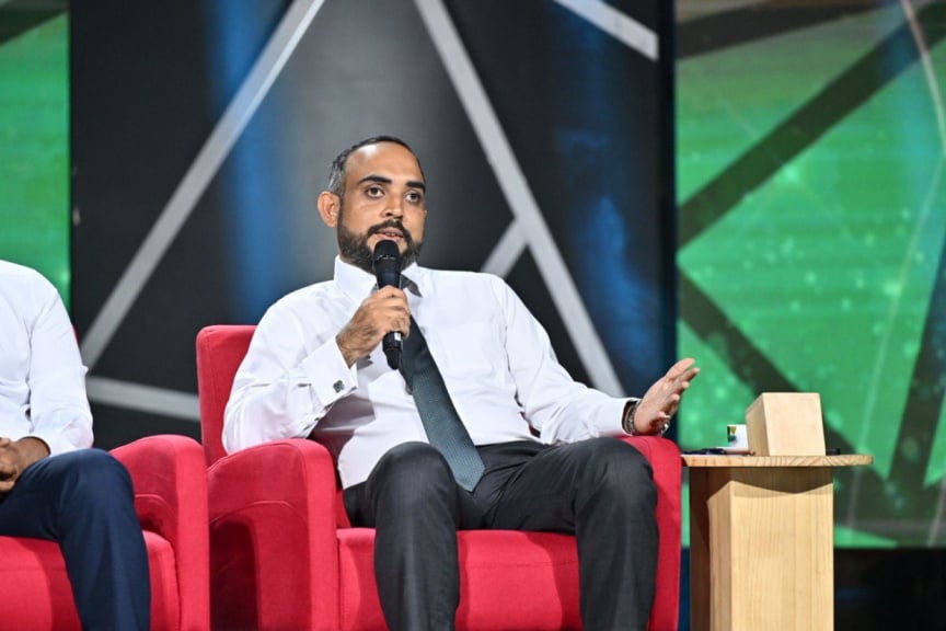 "ކުޅިވަރު ވަޒީރު ފިއްލަވައިގެން އުޅުއްވާއިރު، އެވޯޑުތައް ބަހަނީ ނުފޫޒުގަދަ ފަރާތްތަކަށް؟"