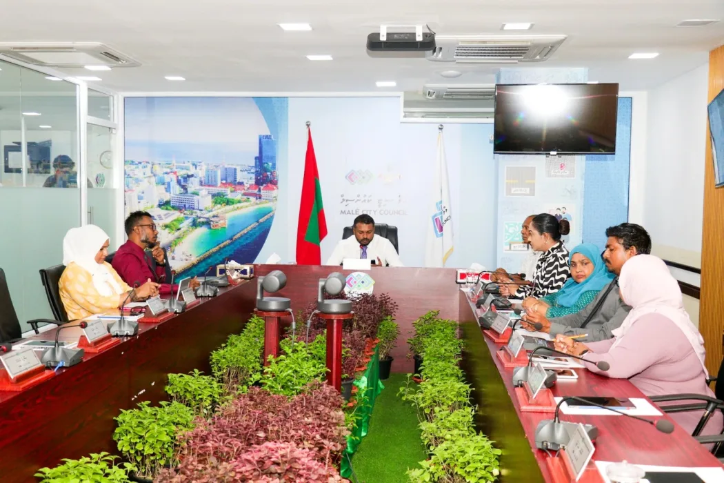 ނަރީޝްއަށް ހަމަލާދިން މީހުން އިންސާފުގެ ކުރިމައްޗަށް ގެންނަން ސިޓީ ކައުންސިލުން ގޮވާލައިފި