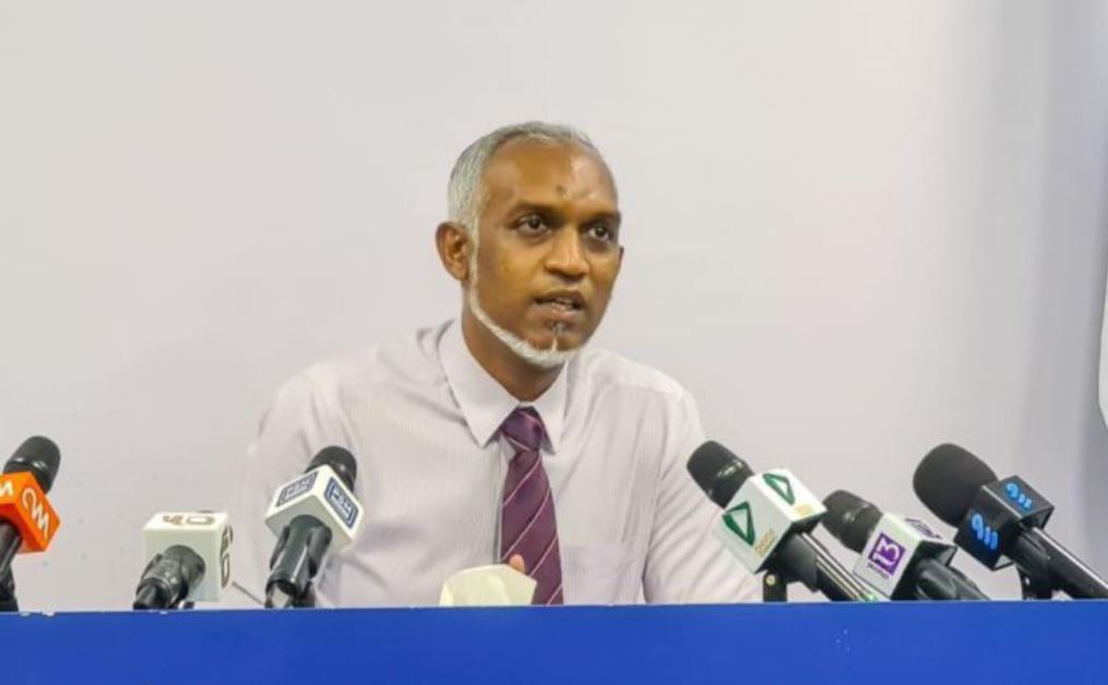 މާލެ ސިޓީ ވައިފައިކުރަން ބޮޑު ދެކުންފުނިން ވަރަށް އަވަހަށް ޕްރޮޕޯސަލް ހުށަހަޅާނެ: މުޢިއްޒު