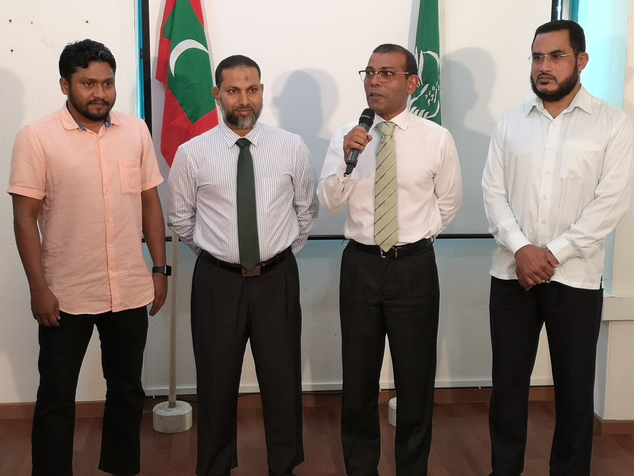 އަދާލަތުގެ ރައްދު ރައީސް ނަޝީދަށް: ތިޔައީ އަމިއްލަ މަންފާތަކެއް ހާސިލުކުރަން ކުރާމަަސައްކަތެއް