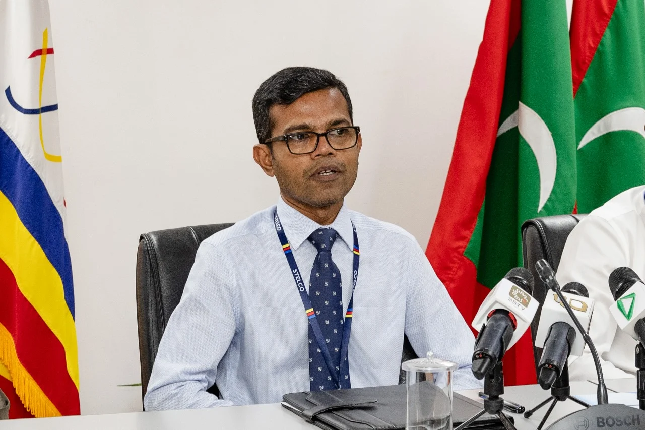 ކުޅުދުއްފުށީގެ ކަރަންޓްގެ ހާލަތު ރަނގަޅުވަންދެން ސްޓެލްކޯގެ އެހީތެރިކަން ފެނަކައަށް ލިބޭނެ: ފަހުމީ