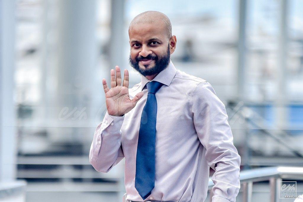 ހައުސިންގ މިނިސްޓަރުގެ މަގާމަށް ފާރިސް މައުމޫން