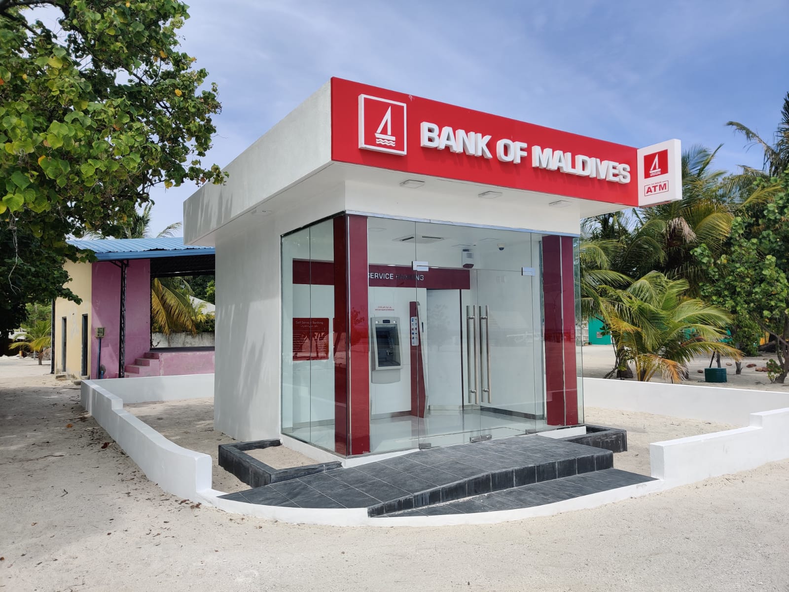 ދަނގެތީގައި ބީއެމްއެލްގެ އޭޓީއެމް ސެންޓަރެއް